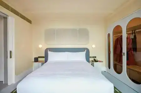 The Standard, Bangkok Mahanakhon - 55