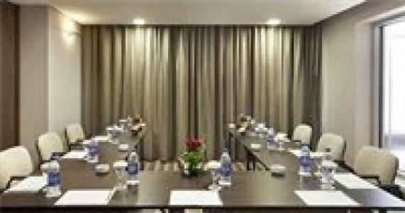 Oaks Liwa Executive Suites - 49