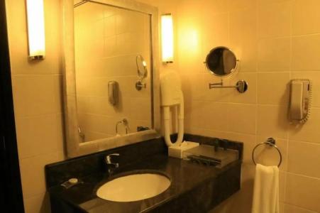 Best Western Premier Muscat - 73