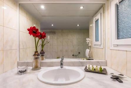 Ariti Grand - 42