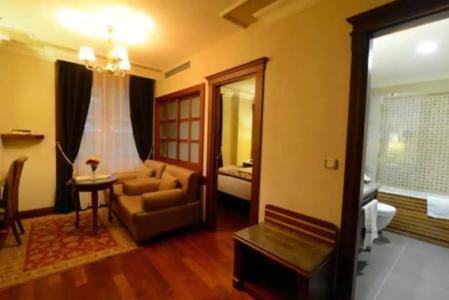 GLK PREMIER Regency Suites & Spa - 68