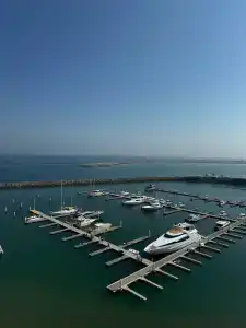 Al Bahar & Resort - 4