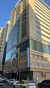 Crystal Plaza - 45