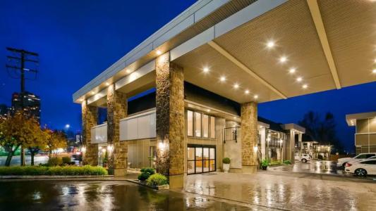 Best Western PLUS Burnaby