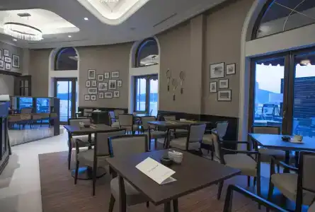 Boutique La Roche - 4