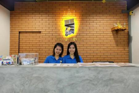 Tuk Tuk Hostel - 15