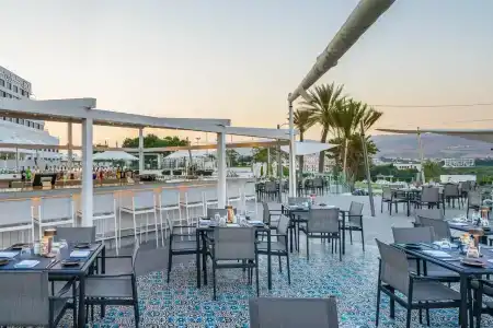 Crowne Plaza Muscat, an IHG - 95