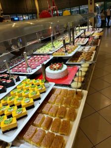 Euphoria Palm Beach Resort - 11