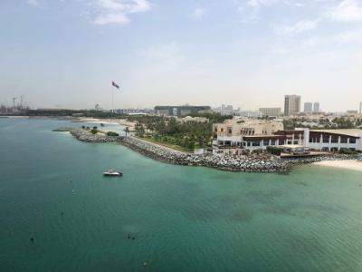 Hyatt Centric Jumeirah Dubai - 7