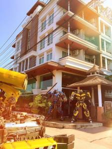 Suvarnabhumi Suite - 23