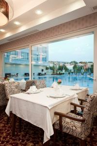 Mercias & Resorts - 12