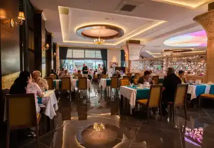 The Lumos Deluxe Resort & Spa - 86