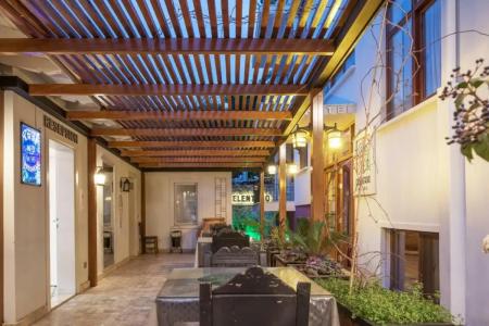 Delight Deluxe & Spa - 35