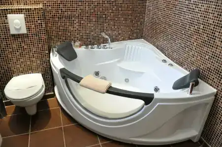 Queen's Astoria Design - 33