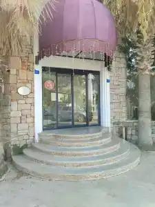 Moonshine & Suites - 22