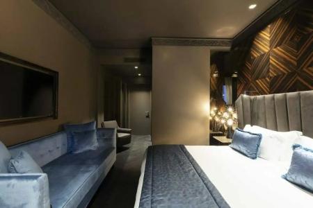 U-Visionary Roma - 60