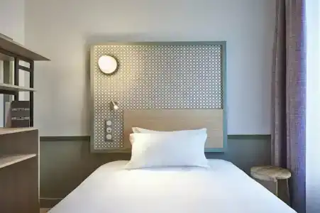 Cervantes by Happyculture - 80