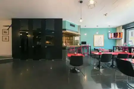 Executive Business - 69