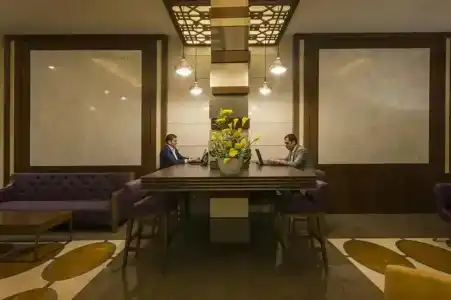 Golden Tulip Media - 74
