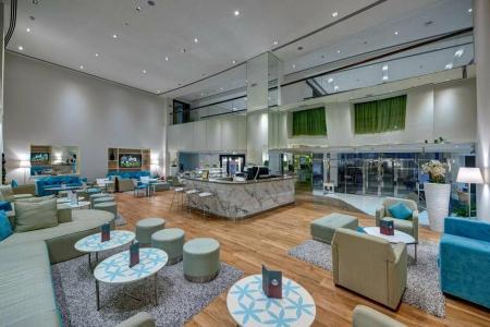 TIME Oak & Suites - 55