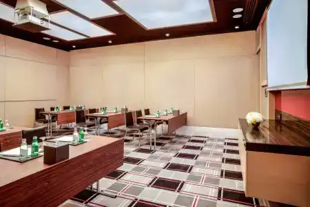 Capital Centre Arjaan by Rotana - 76