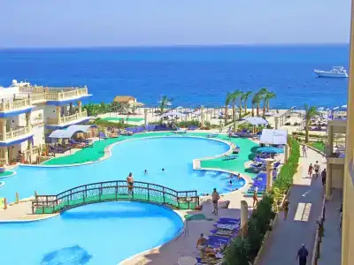 Sphinx Aqua Park Beach Resort - 0