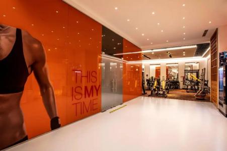 Charisma De Luxe - 54