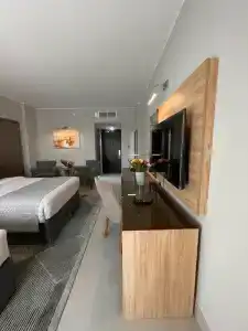 Holiday International - 88