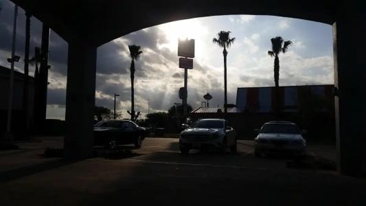 Texas Inn Downtown McAllen - 12