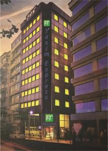 Taxim Express Bosphorus - 42