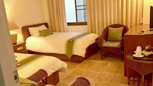 Surin Bay Inn - 22