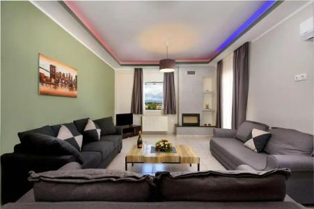 Angelo Del'Arte Estate - 15