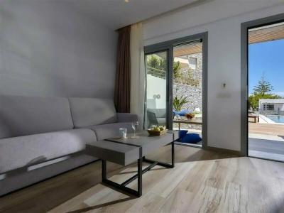 Seascape Luxury Residences - 51