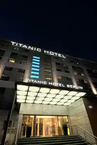 TITANIC Comfort Mitte - 18