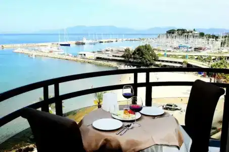 By Karaaslan Inn - 8