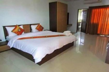 AJ Residence - 86