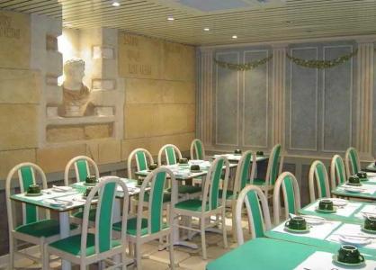 Des Arenes - 61