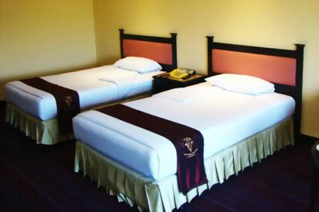 Sir James Resort - 11