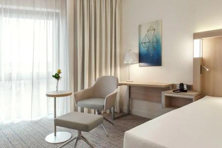 Courtyard by Marriott Vilnius City Center - 78