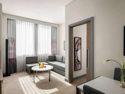 Novotel Bur Dubai - 54