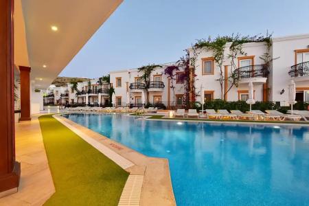 Tropicana Beach - 34