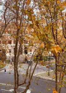 Grand Palace Rome - 13