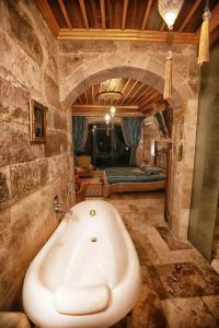 Traveller's Cave - 12