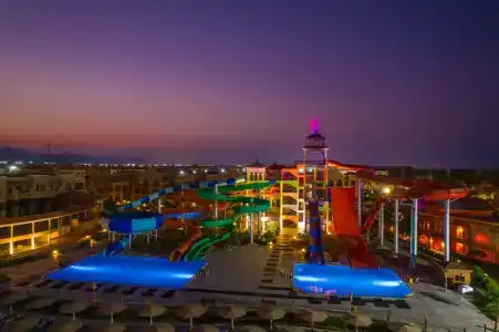 Charmillion Gardens Aquapark - 40