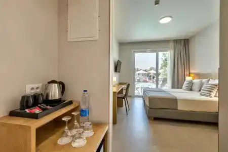 White Olive Premium Laganas - 67