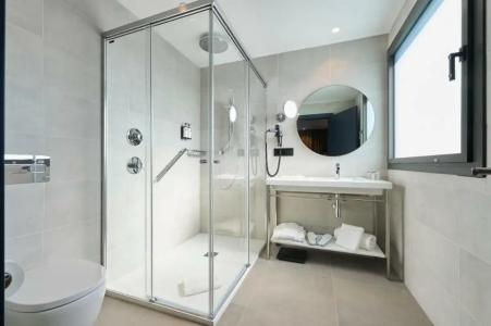 Catalonia La Maquinista - 30