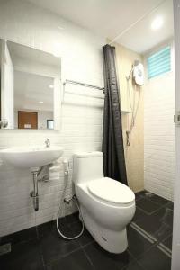 OYO 484 Pannee Residence Khaosan SHA Plus - 99