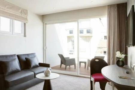 Best Western Premier Le Patio des Artistes Wellness Jacuzzi - 16