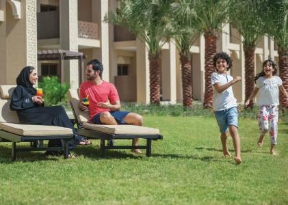 DoubleTree by Hilton Resort & Spa Marjan Island - 40