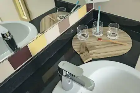 ROBINSON CAMYUVA - Adults only - 96